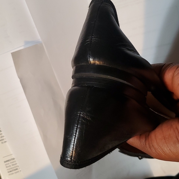 Tory Burch Flats. - Picture 10 of 16